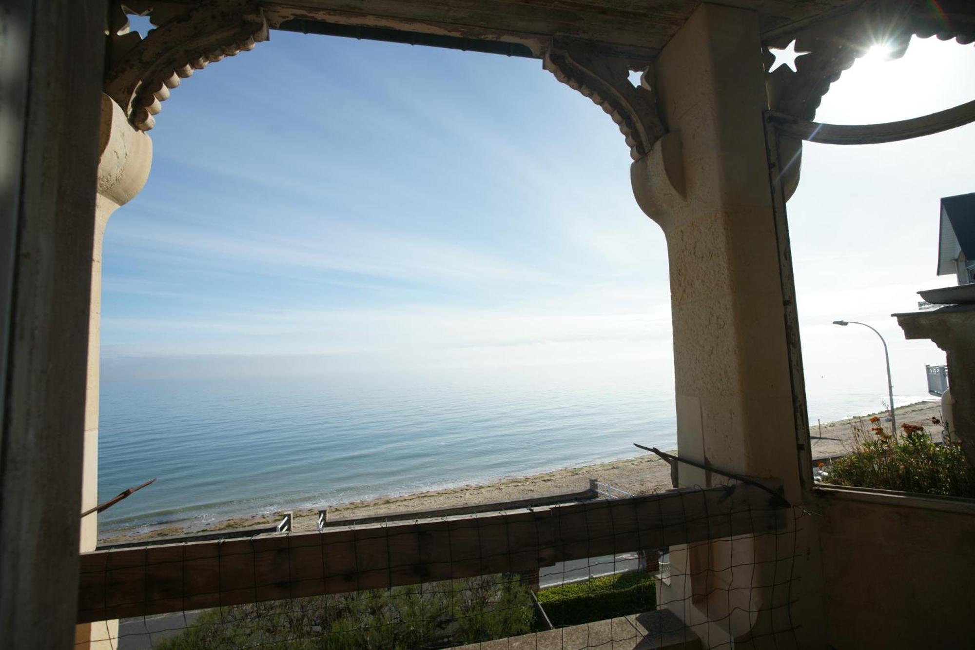 La Villa Louis, La Chambre Rose, Maison D'Hotes Vue Mer, Lion-sur-Mer Εξωτερικό φωτογραφία